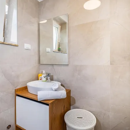 Holiday home Urumovac *