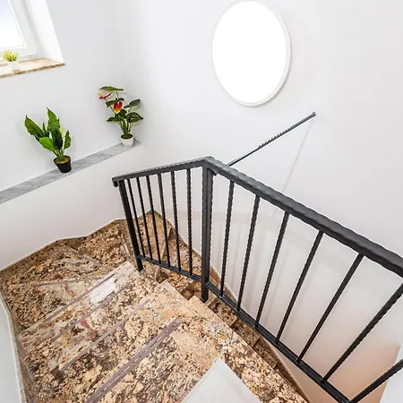 Urumovac Tatil Evi Starigrad Paklenica
